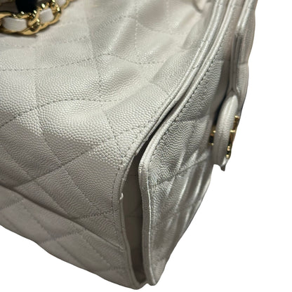 Brand New CHANEL Calfskin 25 Bag Dmall Shoulder Bag White GHW