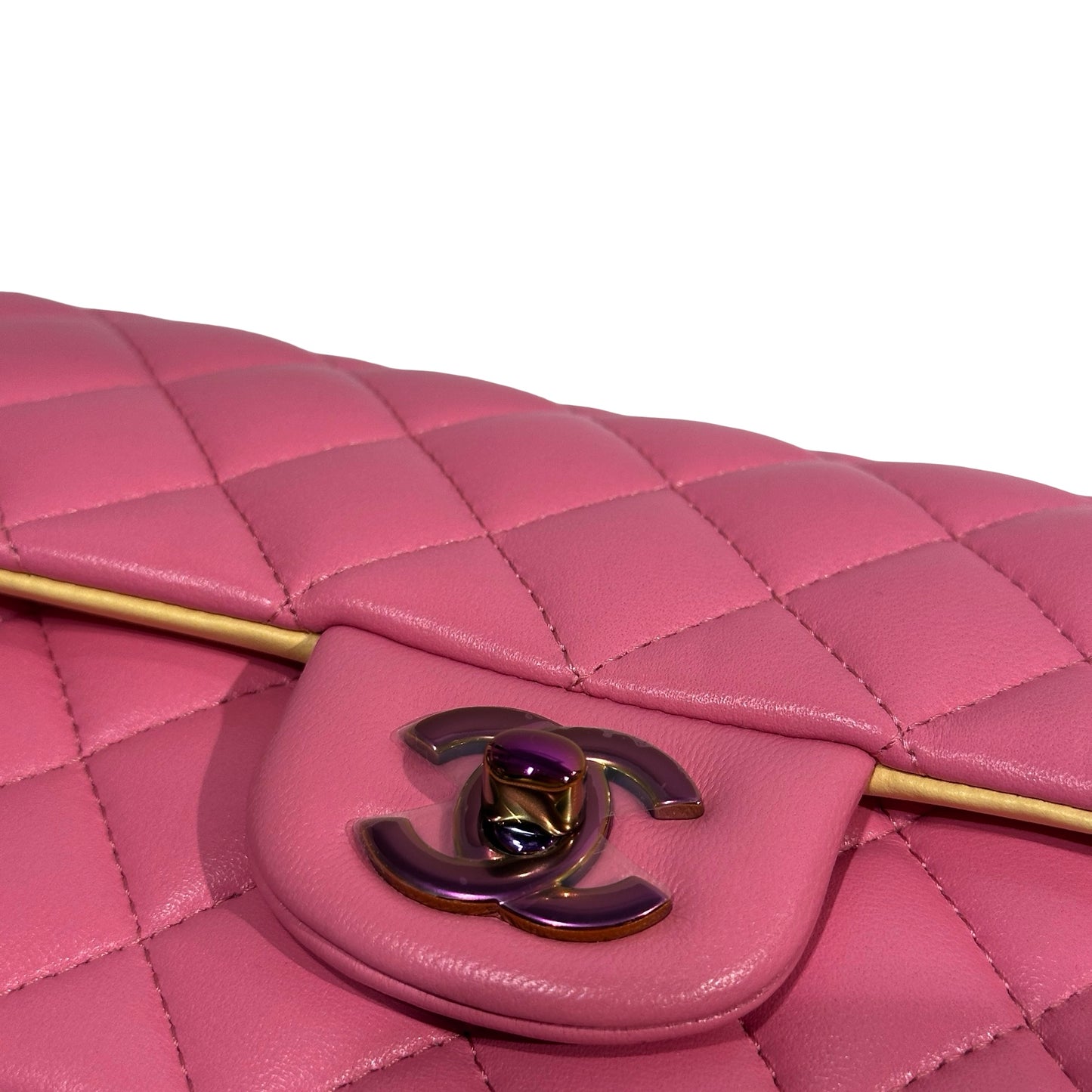 Used CHANEL Matelasse Lambskin Flap Bag Chain Shoulder Bag Pink