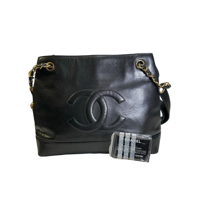 Used CHANEL solid vintage CC logo shoulder bag Shoulder Bag black