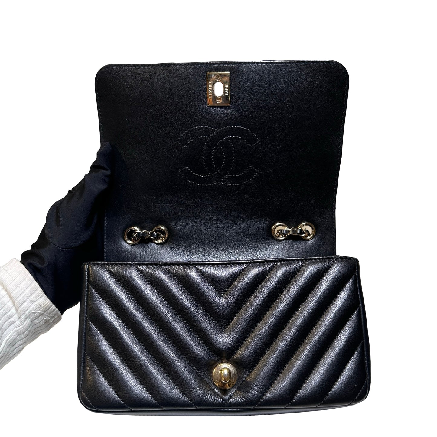 Used CHANEL Chevron Lambskin Chevron Flap Bag Chain Shoulder Bag Black Gold