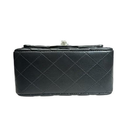 New Chanel Lambskin Leather Mini flap 17cm Cross Body Bag Black GHW