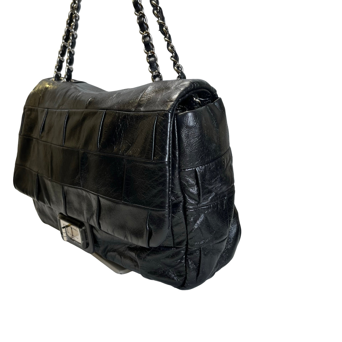Used CHANEL Chocolate Bar Aged Calfskin 2.55 Reissue Flap Bag Chocolate Bar Chain Shoulder Bag Black，PHW