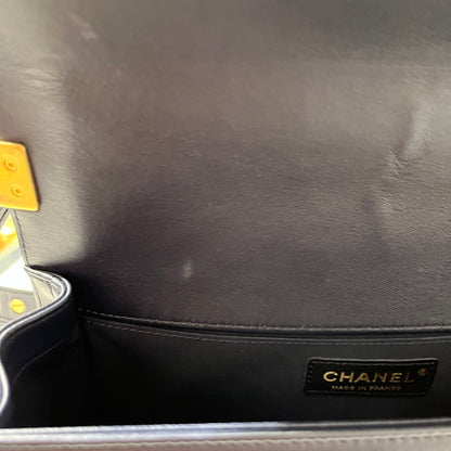 CHANEL Chain Shoulder Bag