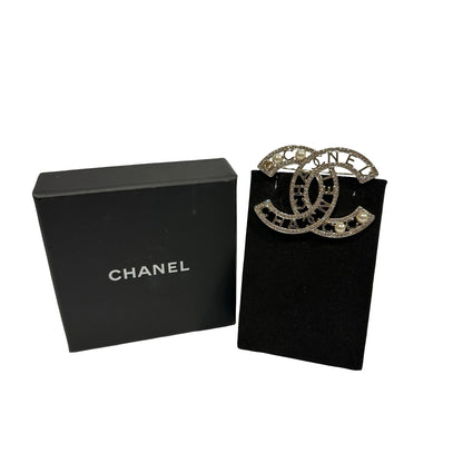 Used CHANEL Pearl Brooch Accessories GHW