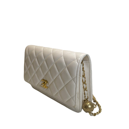 Used CHANEL Quilted Lambskin Wallet on chain Wallet on chain White Gold