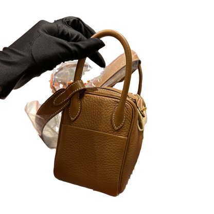 Brand New HERMES Taurillon Clemence Lindy Mini II Shoulder Bag Gold