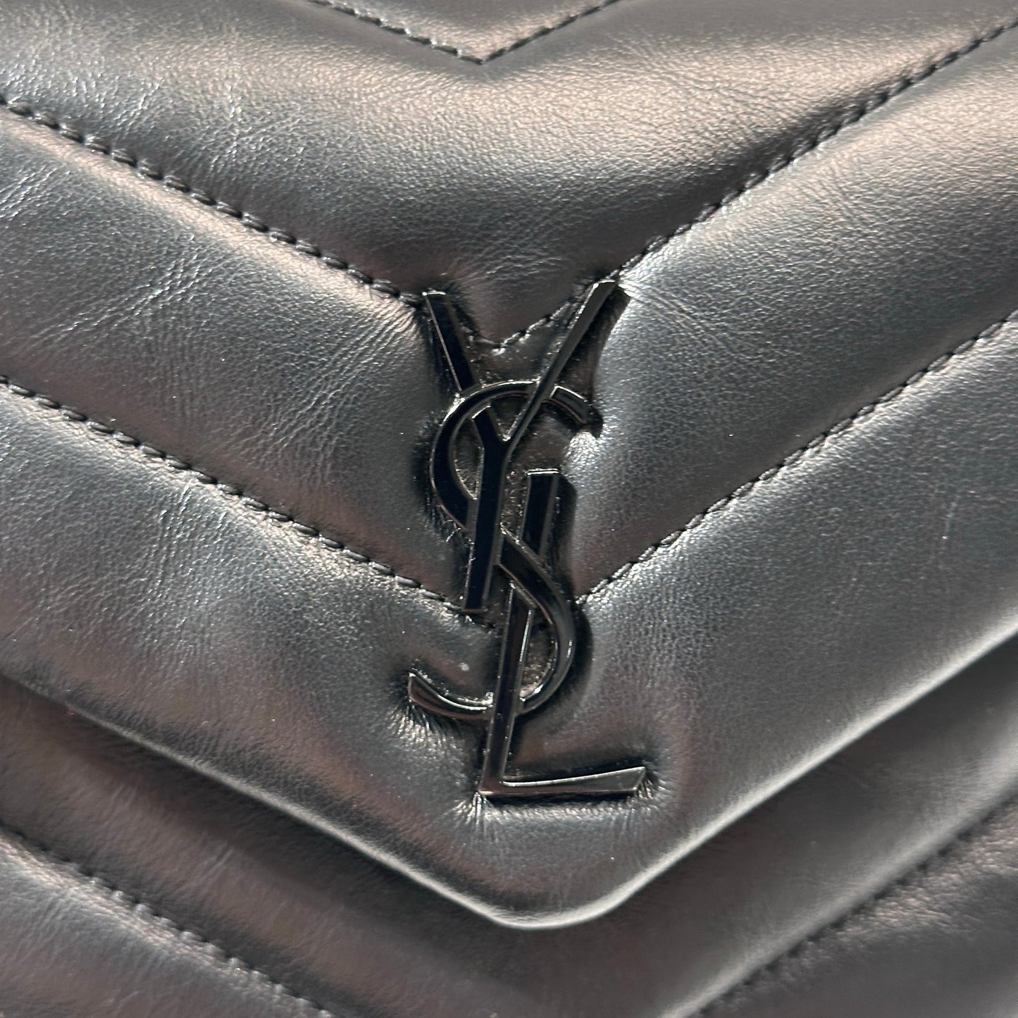SAINT LAURENT Matelassé Calfskin Loulou Shoulder Bag Black