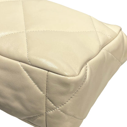 Used CHANEL Lambskin Quilted Chanel 19 Chain Shoulder Bag Cream White GHW