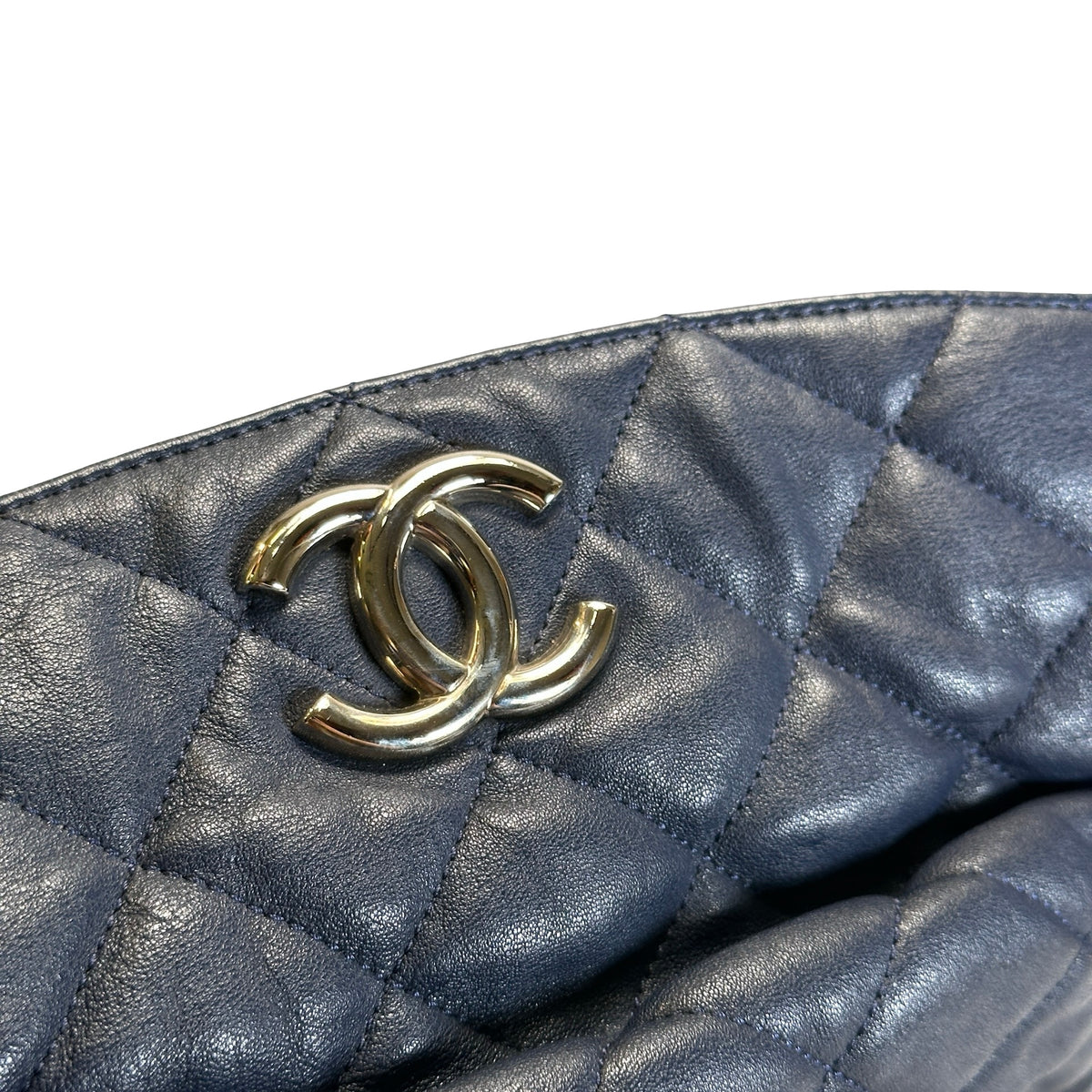 Used CHANEL Quilted Leather Quilted Shoulder Bag Chain Shoulder Bag Navy Blue Silver Hardware