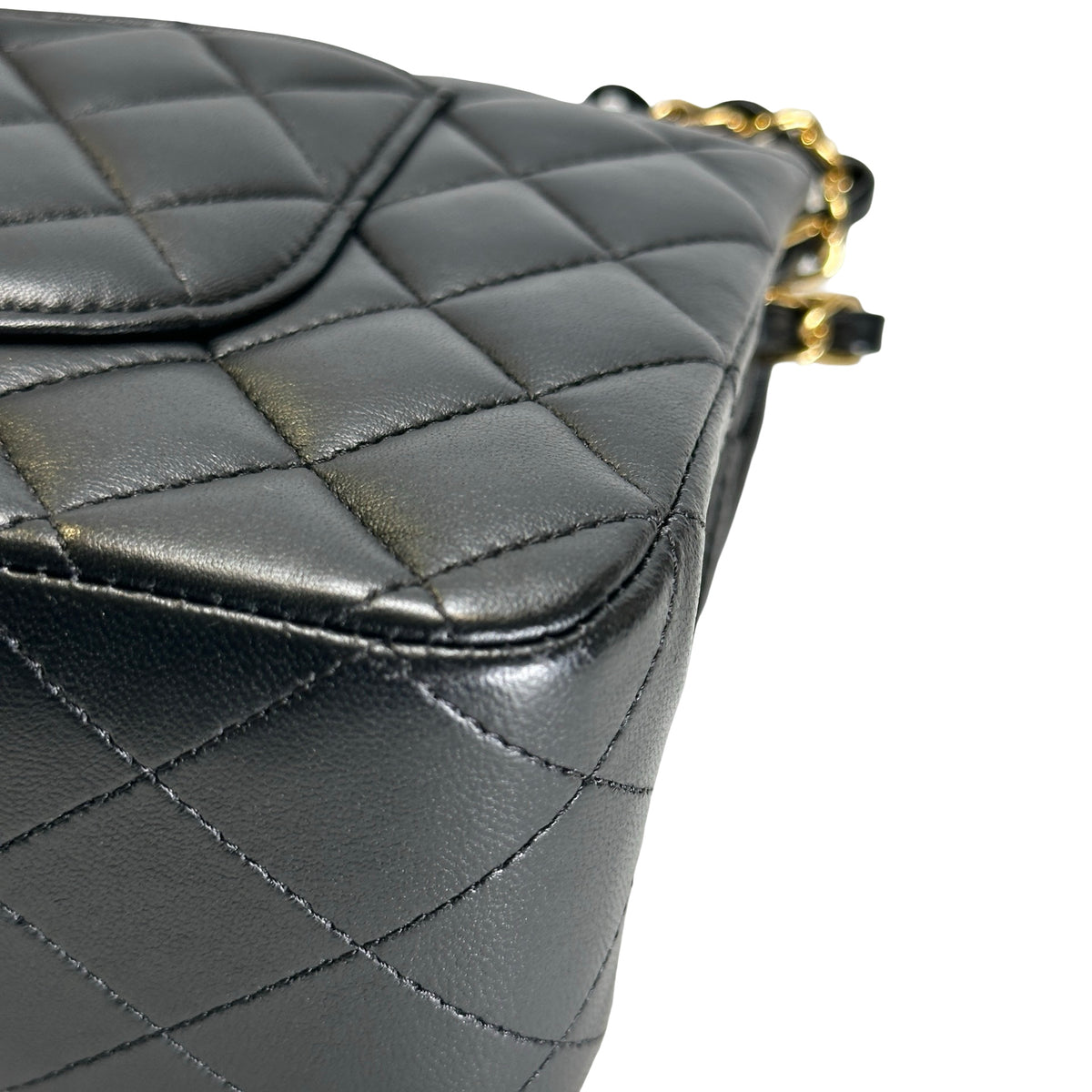 Used CHANEL Quilted Lambskin Classic Flap Chain Shoulder Bag Black Gold