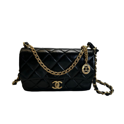 Used CHANEL Quilted Leather Classic Flap Chain shoulder bag Black Gold