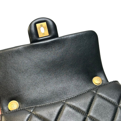 Used CHANEL Quilted Lambskin Mini Flap Bag with Pearl Crush Chain Shoulder Bag Black Gold hardware