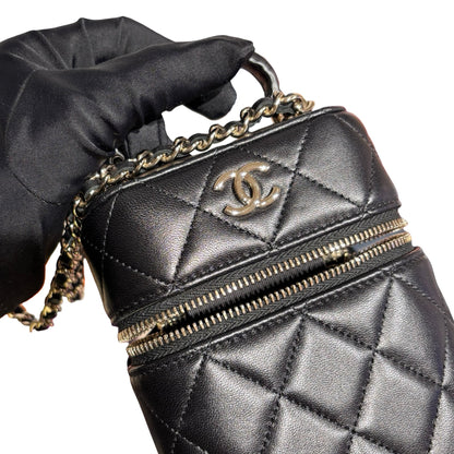 Used CHANEL Lambskin Leather Chain Shoulder Shoulder Bag Black GHW
