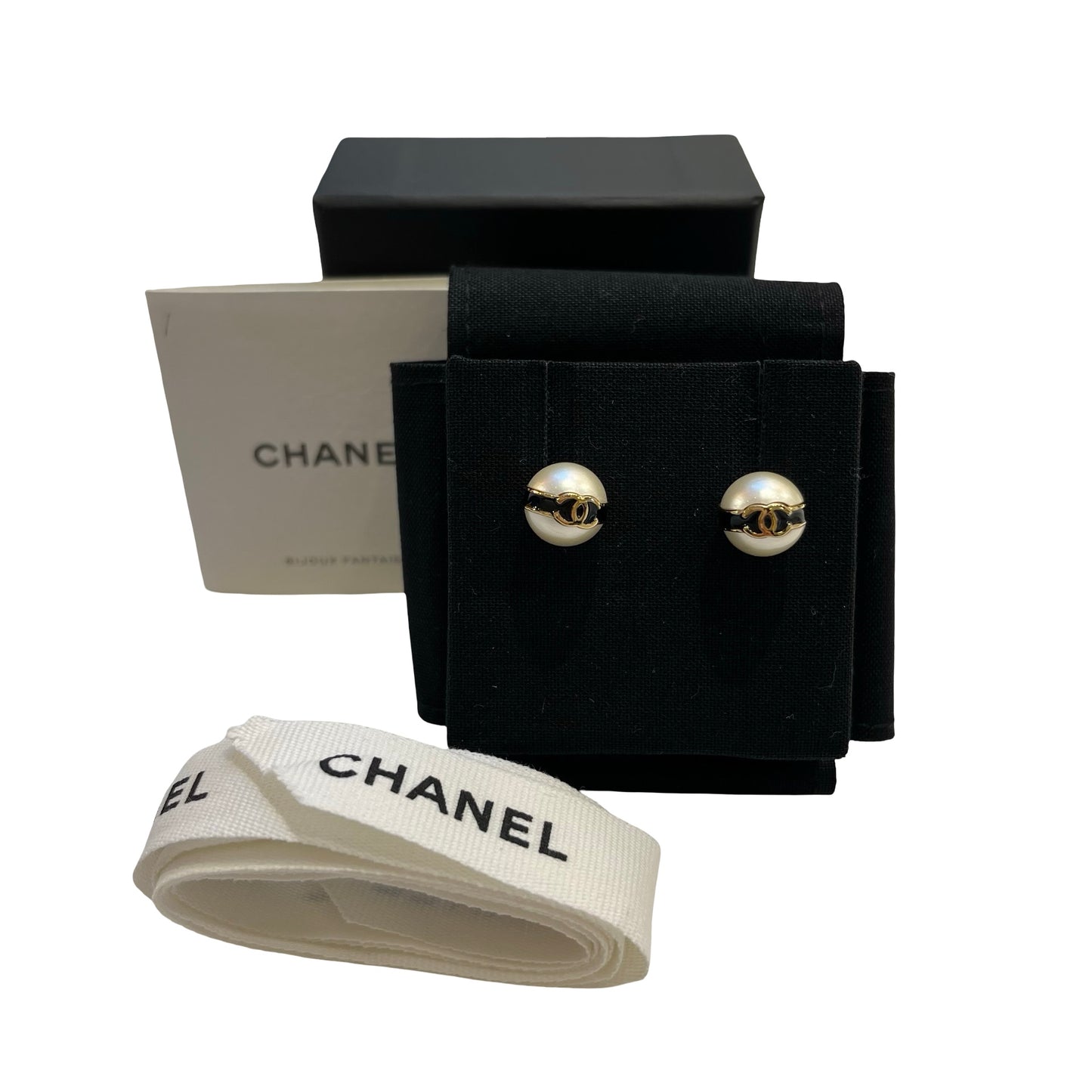 Used CHANEL Pearl Earrings Earrings GHW
