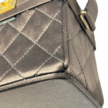 Used Chanel Velvet Vintage Vanity Box Clutch Brown GHW