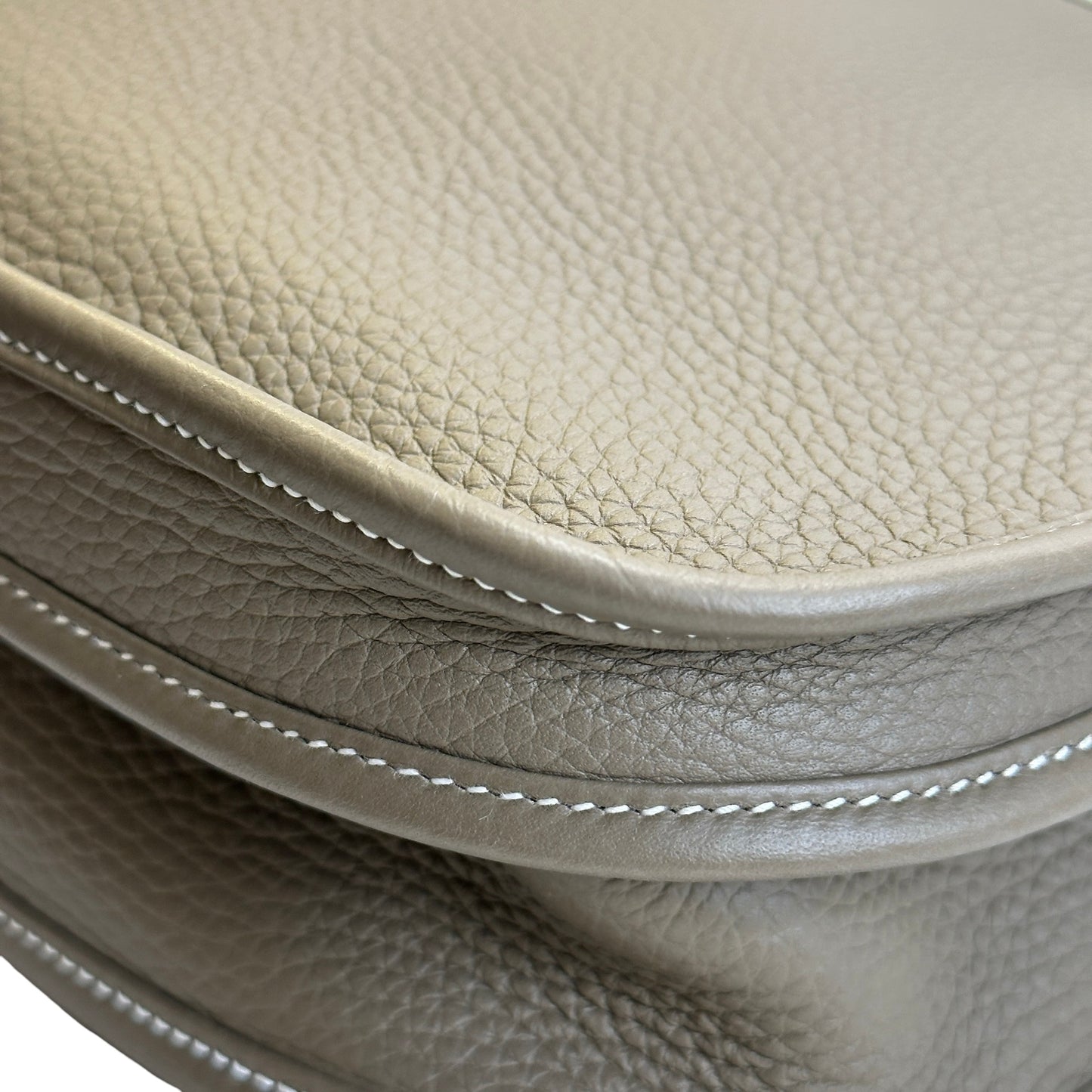 Brand New HERMES Leather Evelyne 33 Crossbody Bag Etoupe GHW