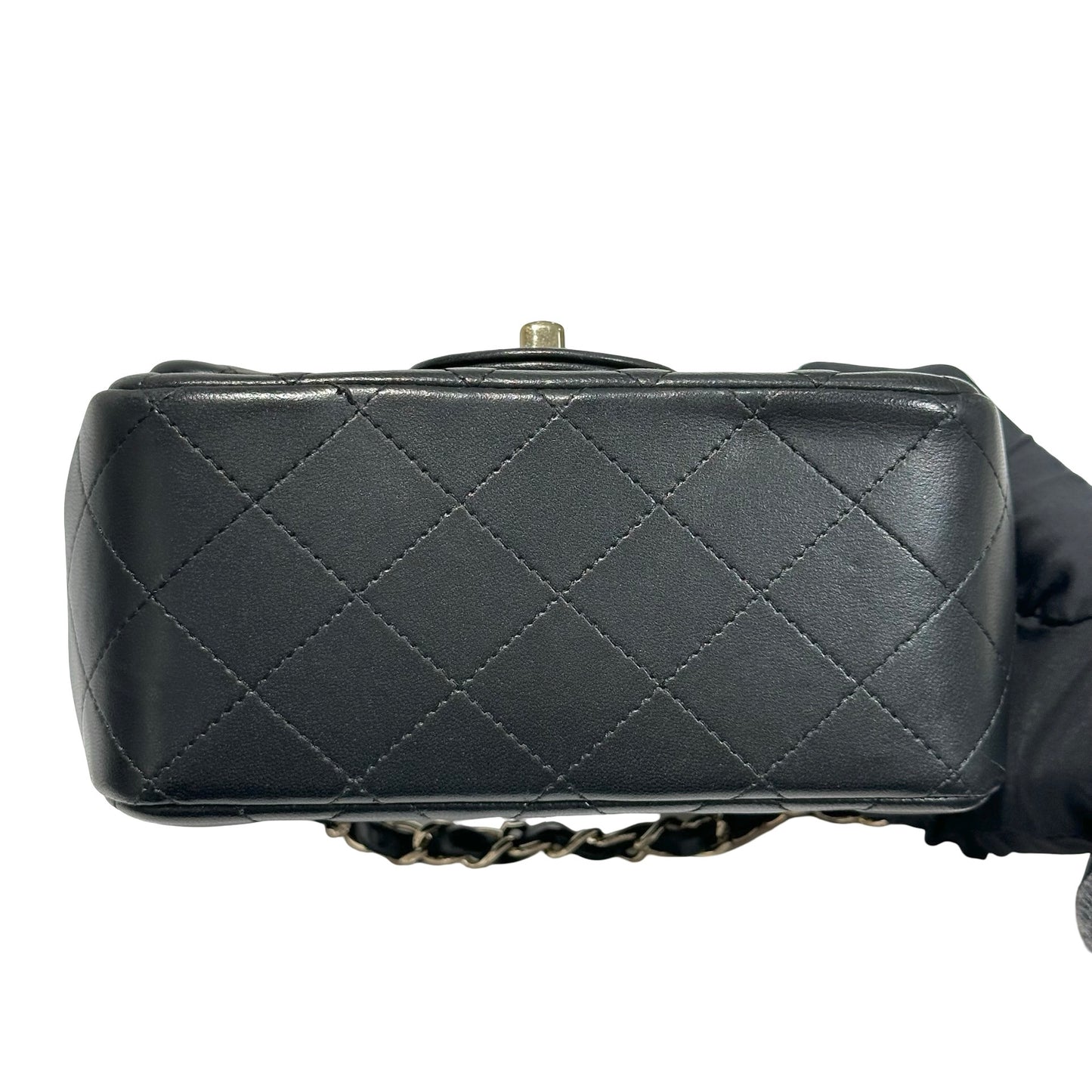 Used CHANEL Lambskin Leather Mini Flap 17cm Cross Body Bag Black GHW