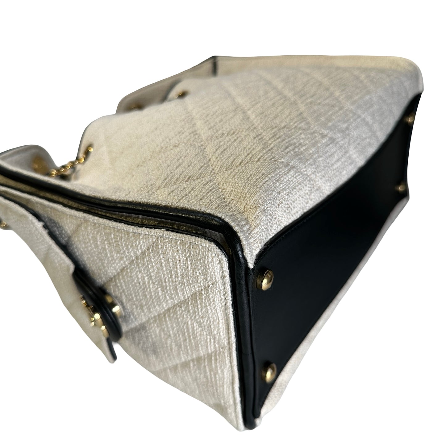 Used CHANEL Quilted Tweed 25 Bag Shoulder Bag White GHW