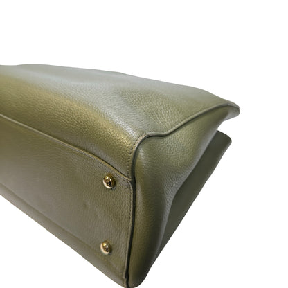 Used CHANEL Calfskin Leather Tote Bag Green
