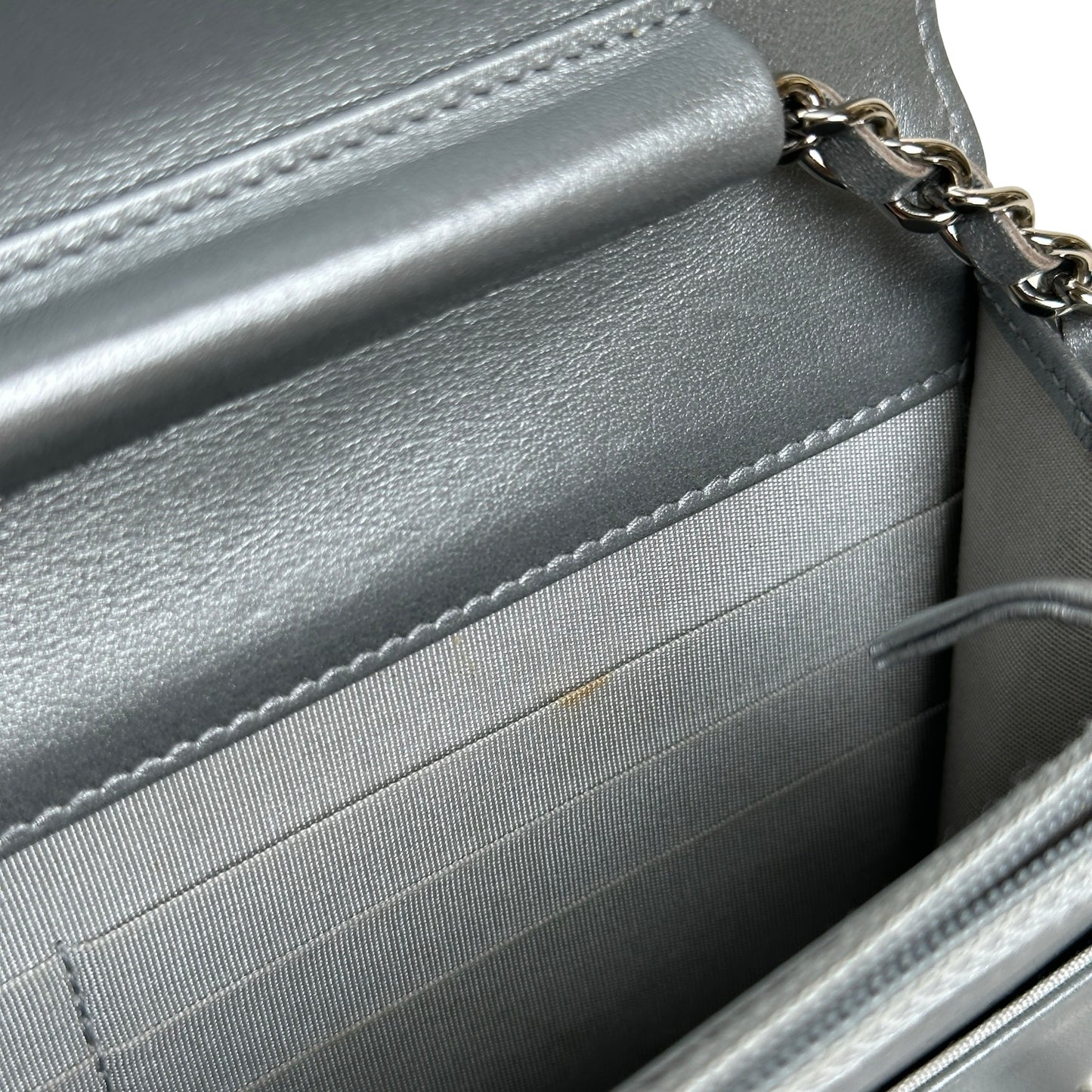 Used CHANEL Camellia Leather woc Wallet on chain Silver，Phw