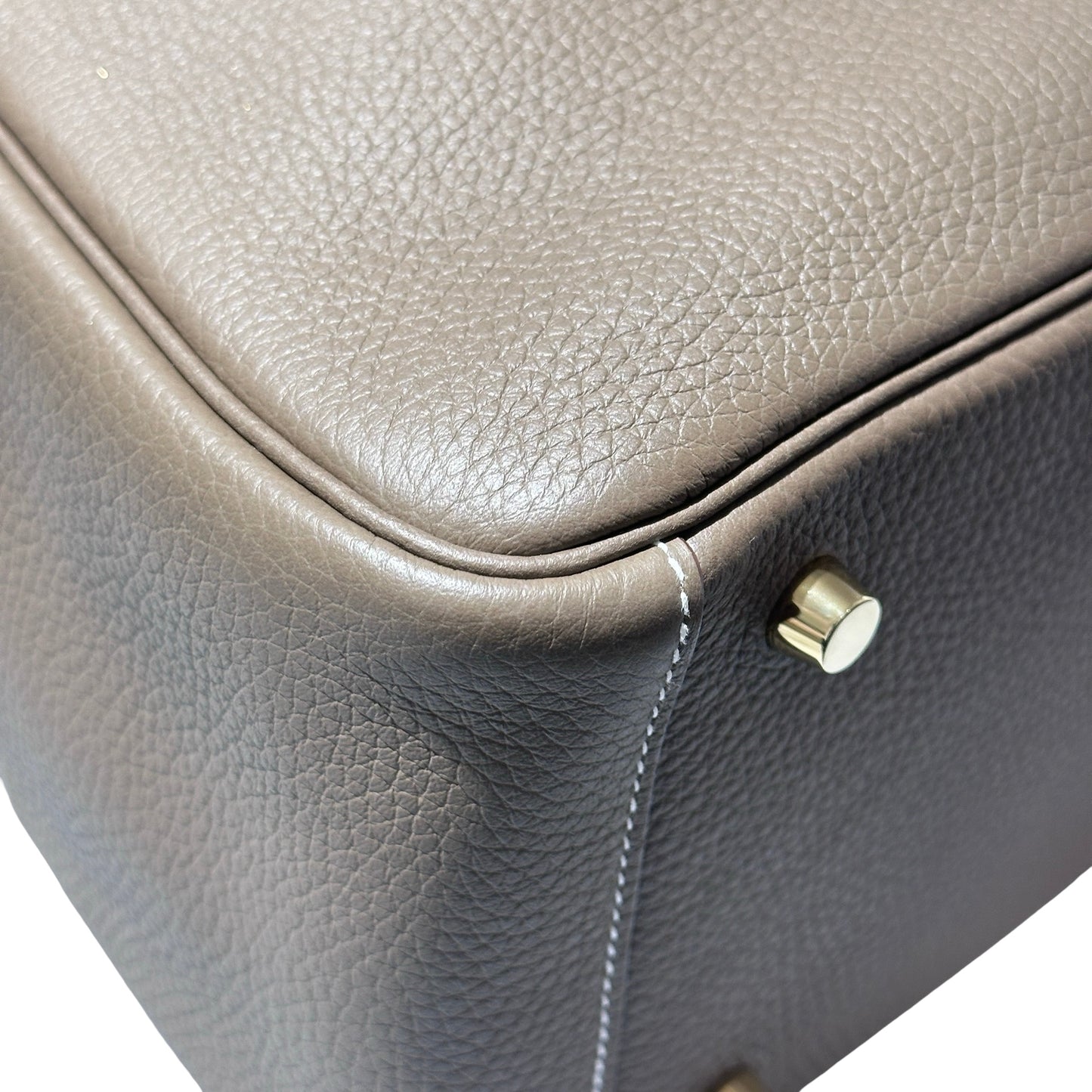 Used HERMÈS Lindy 26 Handbag Etoupe (18) GHW