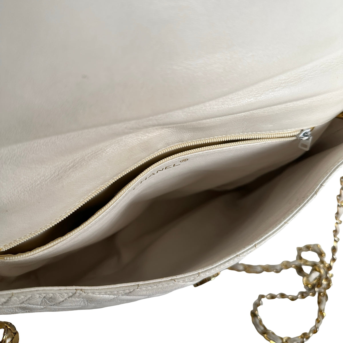 Used CHANEL Quilted Leather Quilted Flap Bag Handbags White GHW
