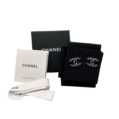 Used CHANEL Earrings Jewellery Black
