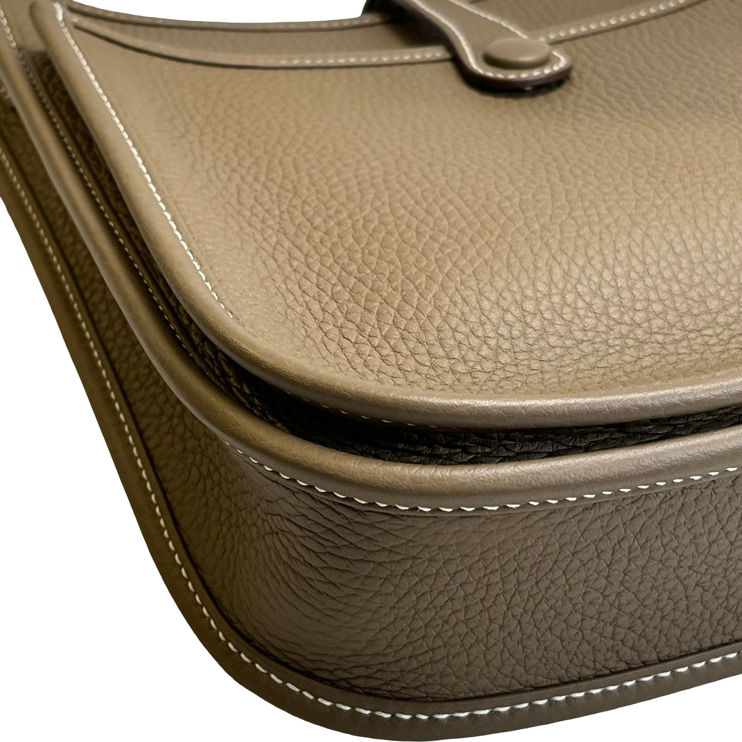 Brand New HERMES Leather Evelyne 23 Shoulder Bag Etoupe PHW