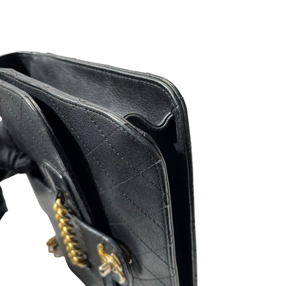 Used CHANEL Calfskin Leather Cross Body Cross Body Bag Black