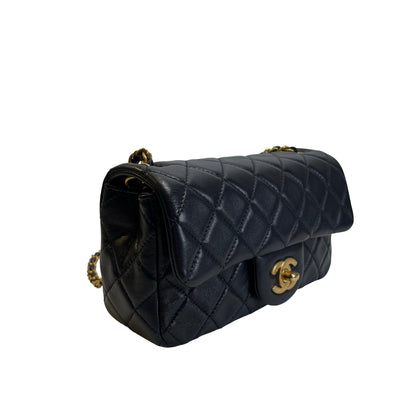 Used CHANEL Quilted Lambskin Classic Flap Chain shoulder bag Navy Blue