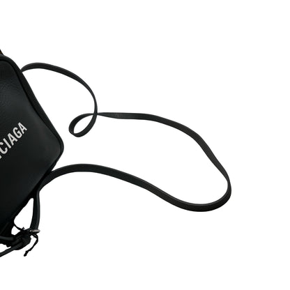 Used BALENCIAGA Calfskin Leather Crossbody Cross Body Bag Black PHW