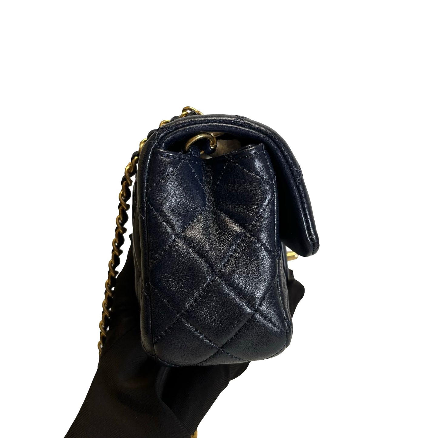 Used CHANEL Quilted Lambskin Classic Flap Chain shoulder bag Navy Blue