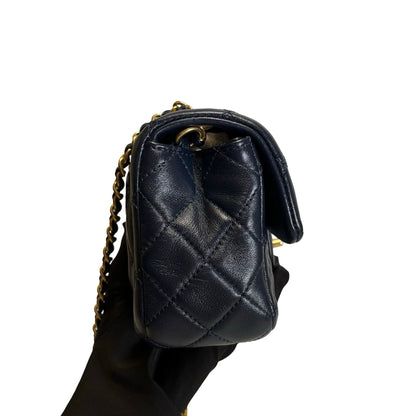 Used CHANEL Quilted Lambskin Classic Flap Chain shoulder bag Navy Blue