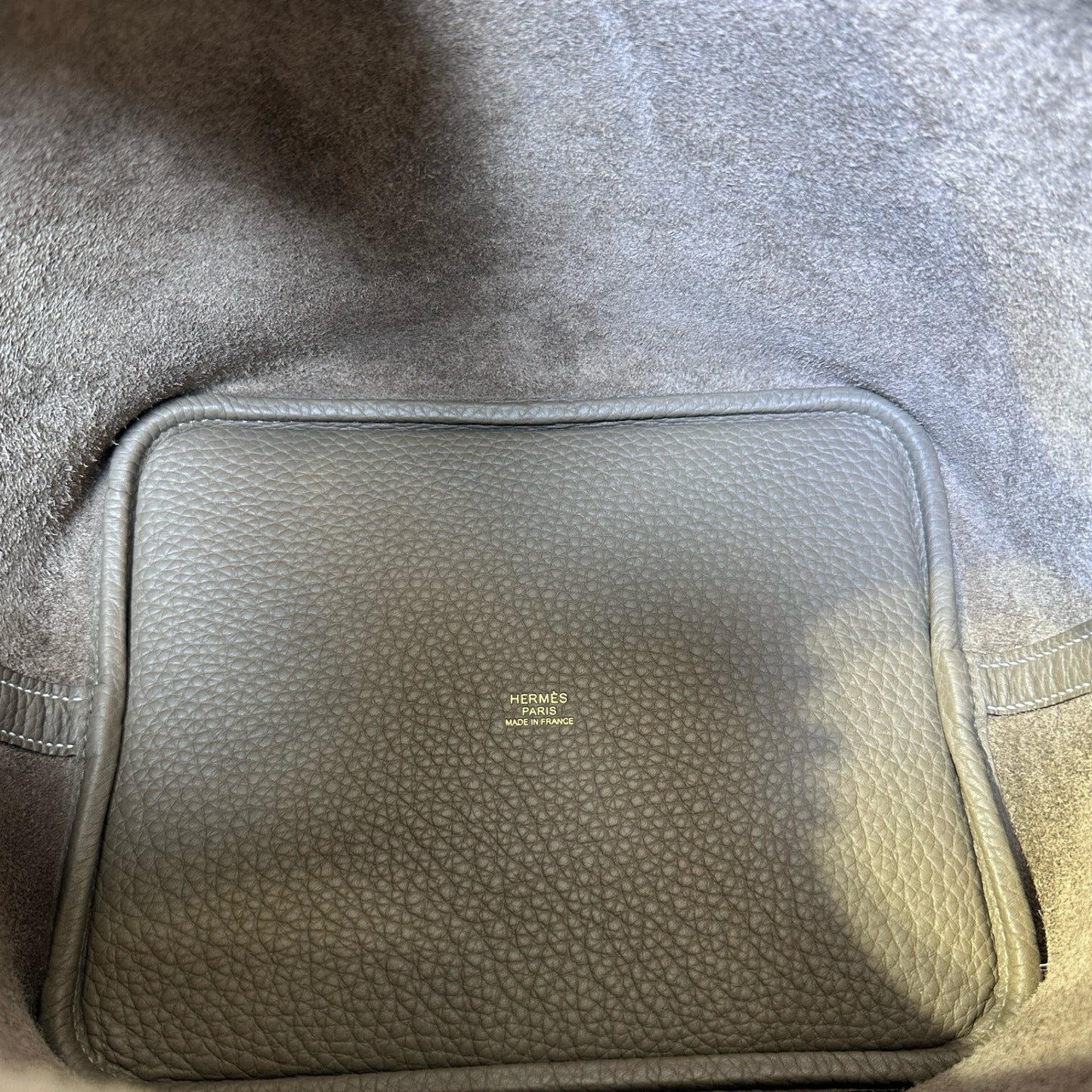 New HERMÈS Etoupe Picotin 22 Bucket Bag Etoupe Etoupe (18) GHW