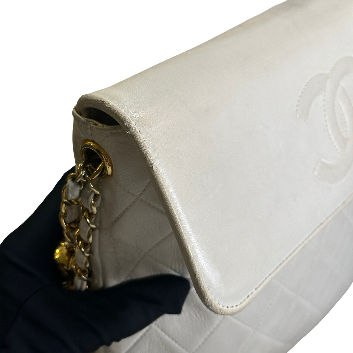Used CHANEL Quilted Leather Quilted Flap Bag Handbags White GHW