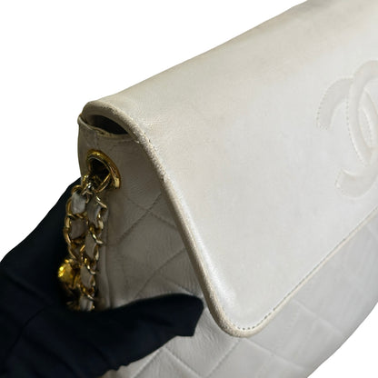 Used CHANEL Quilted Leather Quilted Flap Bag Handbags White GHW