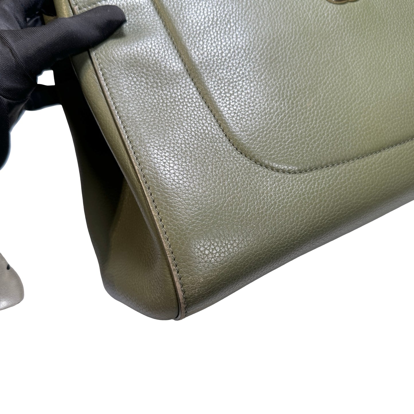 Used CHANEL Calfskin Leather Tote Bag Green
