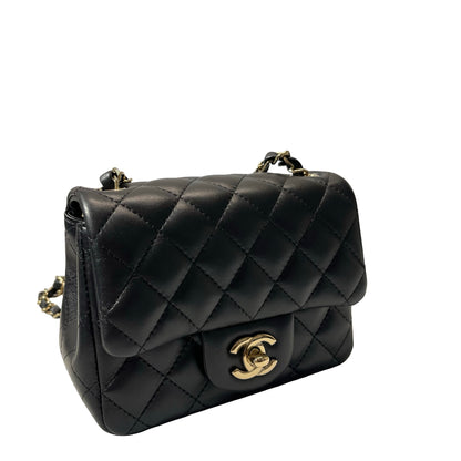 CHANEL Chain Shoulder Bag