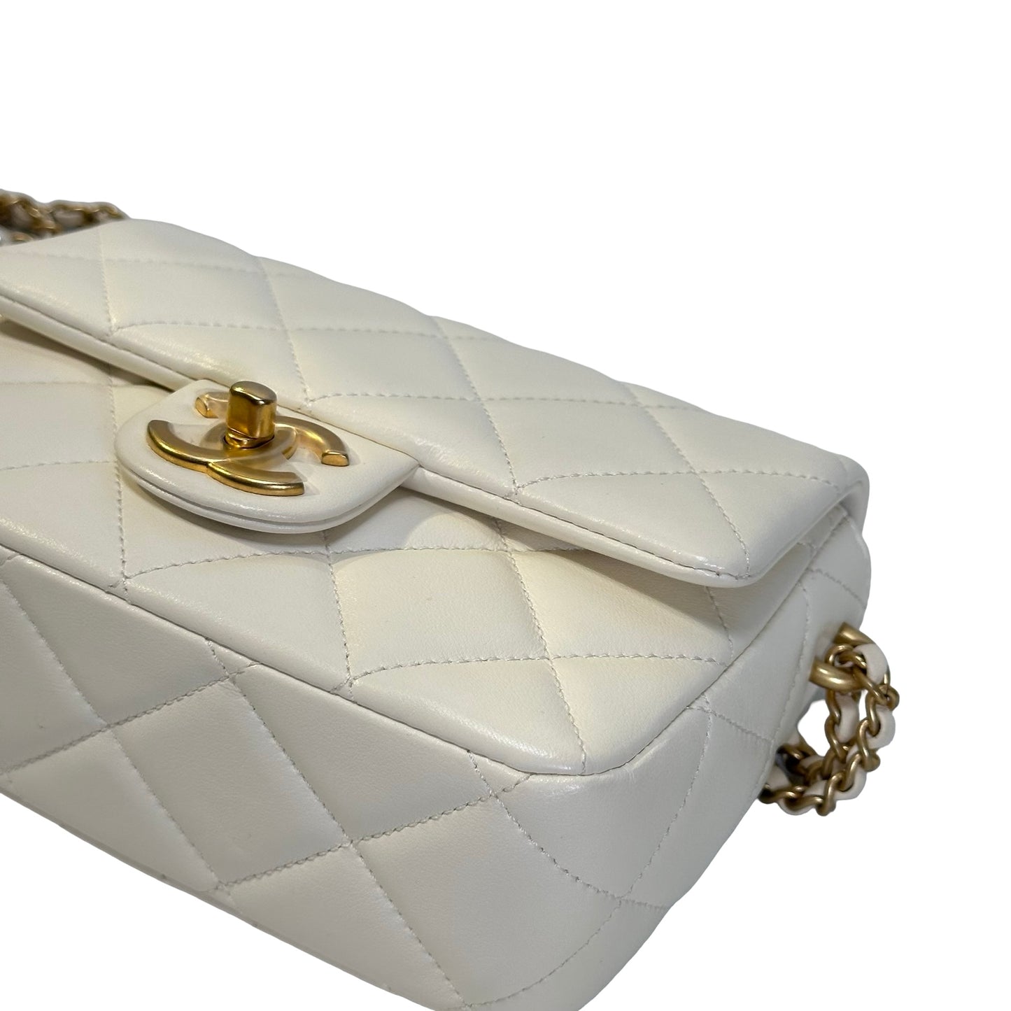 Used CHANEL Lambskin Mini Flap Bag With pearl Mini Bag White
