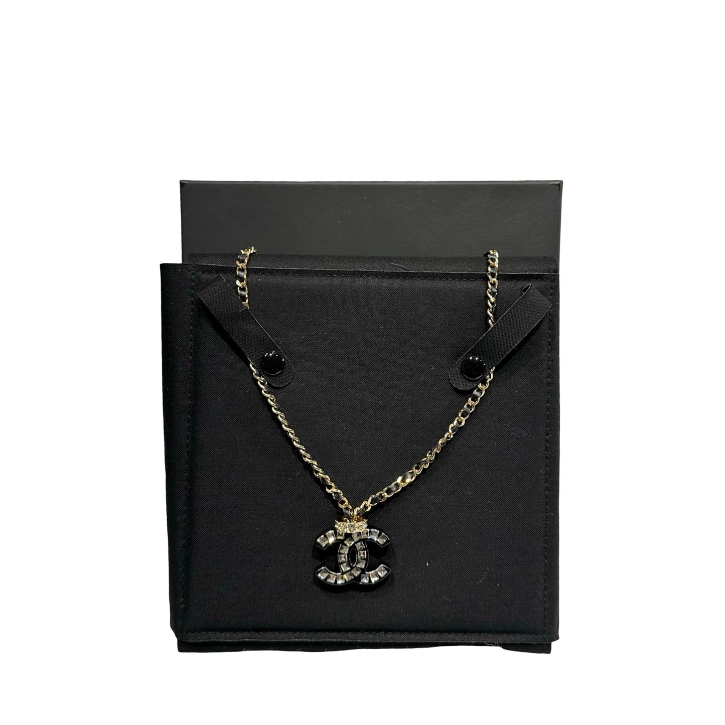 Unused CHANEL Neeklace White GHW