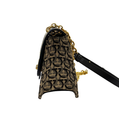 Used FERRAGAMO Chain Shoulder Shoulder Bag Black GHW Beige