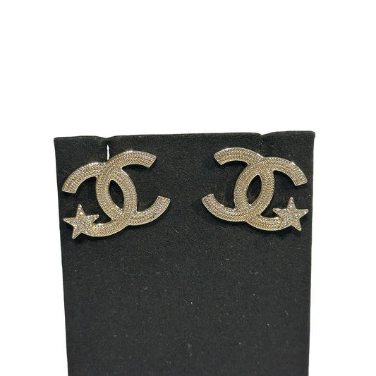 Used Chanel CC Logo Star Earrings Accessories GHW