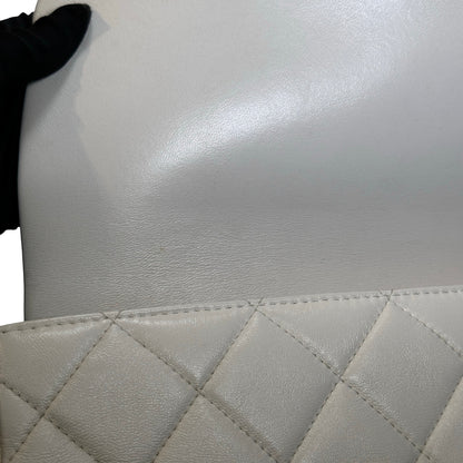 Used CHANEL Quilted Classic Flap Chain Shoulder Bag White