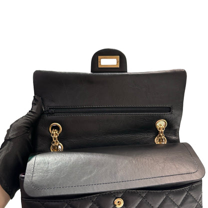 CHANEL Chain Shoulder Bag