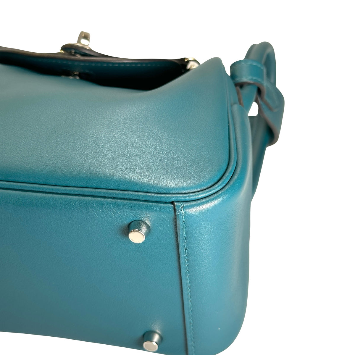 Used HERMES Leather Lindy Handbag Green