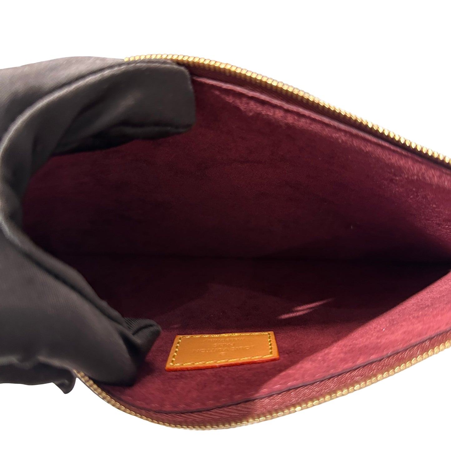LOUIS VUITTON Hobo Bag