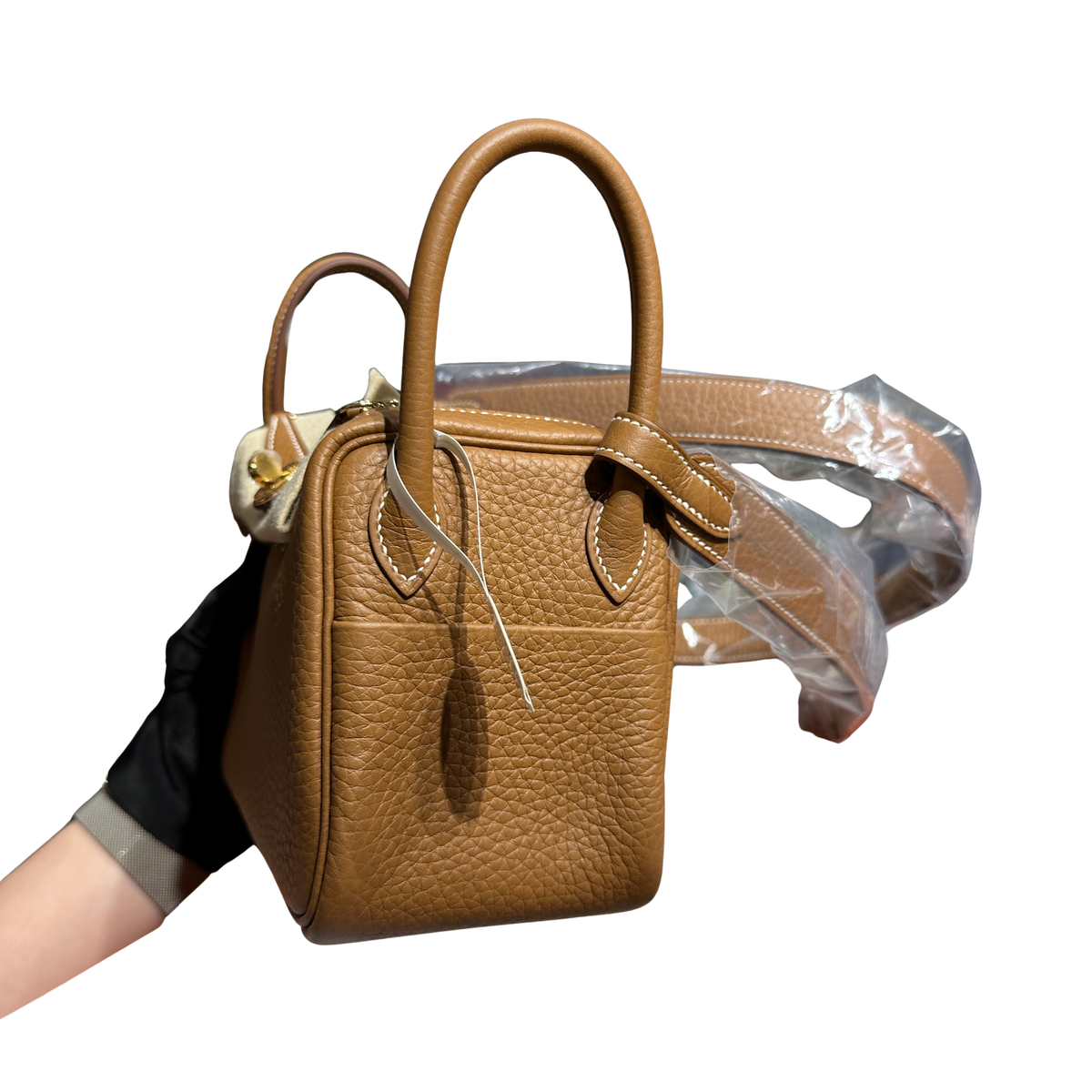 Brand New HERMES Clemence Lindy Handbag Gold