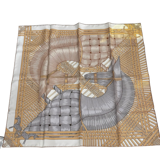 Brand New HERMES Silk Printed Carre 90 Scarf Grey White Gold