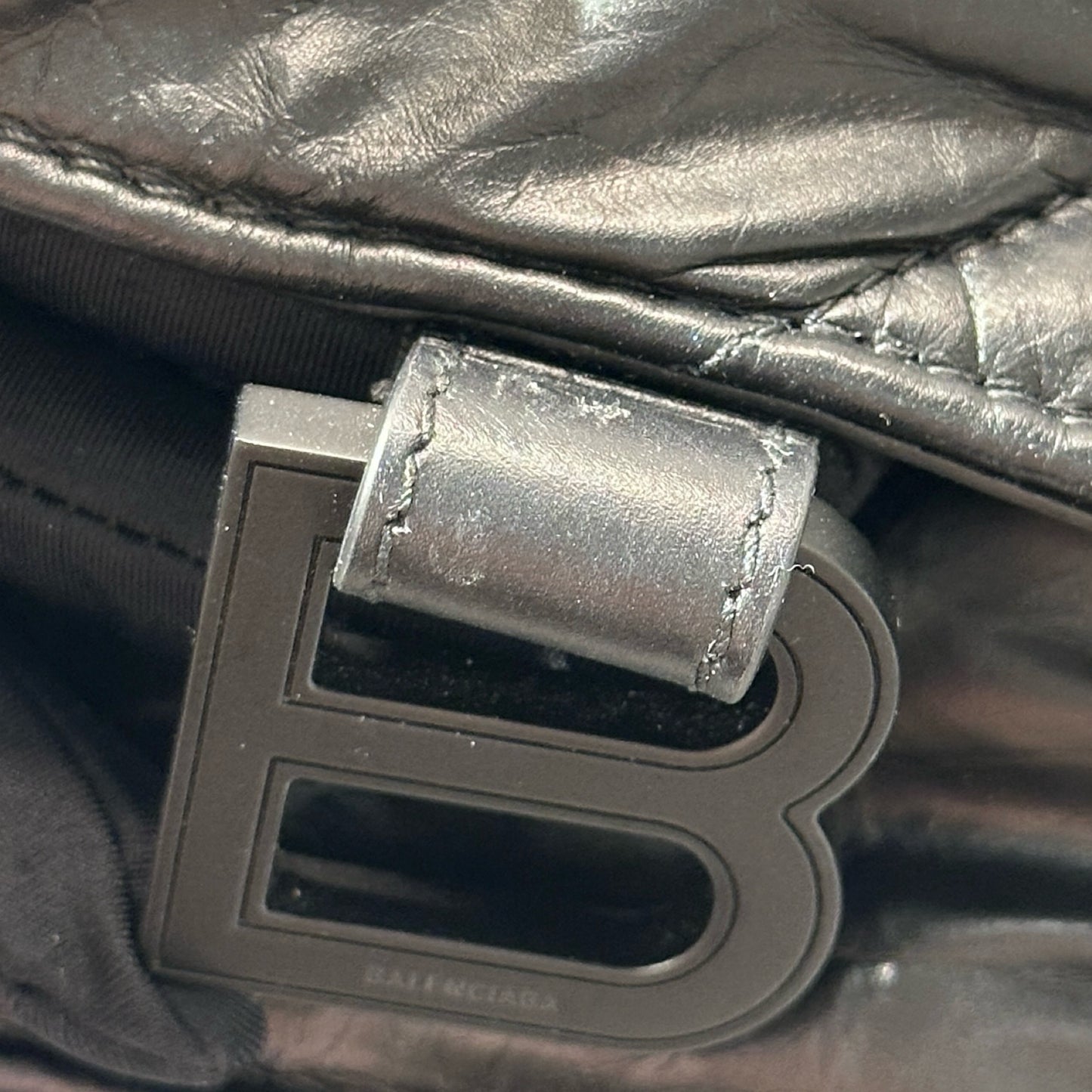 Used BALENCIAGA Quilted Calfskin Crush Chain Shoulder Bag Black
