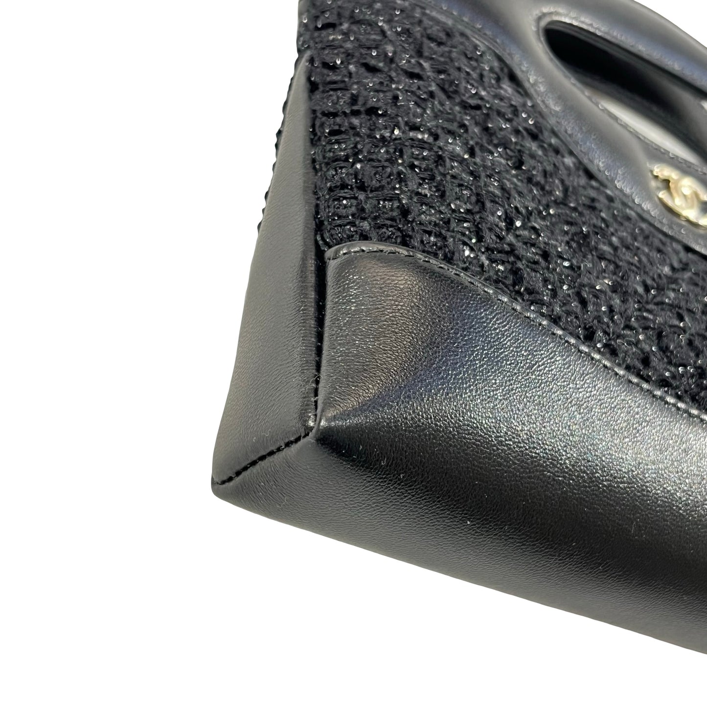 New CHANEL Cross Body Bag Black GHW